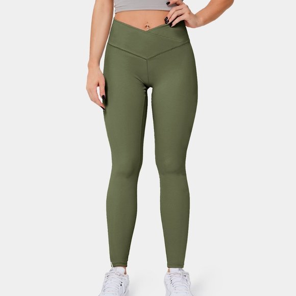 Halara | NWT Cloudful Crossover Plain Legging - Picture 1 of 2